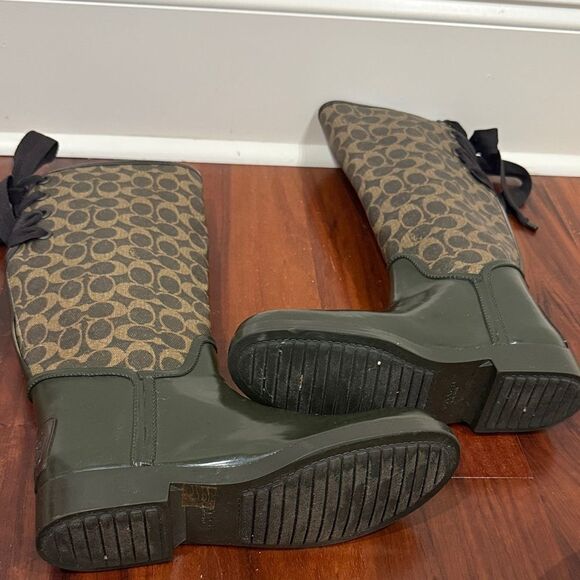 Coach Tristee Signature Lace Up Stylish Green and Dark Brown Rain Boots Size 9 - Picture 4 of 7